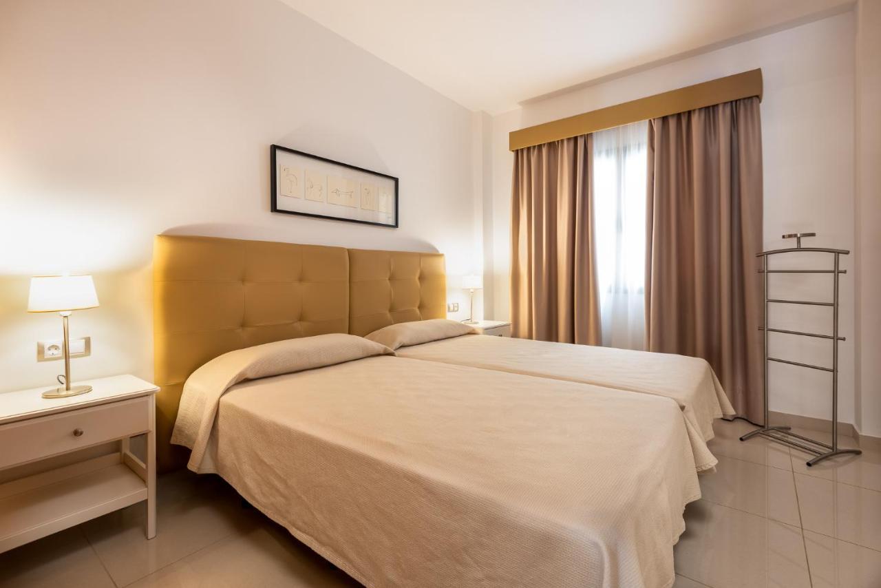 Apartamentos Las Palmeras Puerto De Mogan Bagian luar foto