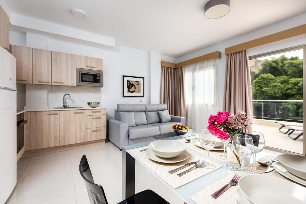 Apartamentos Las Palmeras Puerto De Mogan Bagian luar foto