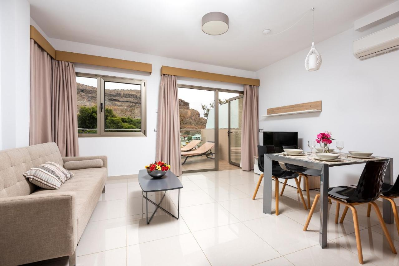 Apartamentos Las Palmeras Puerto De Mogan Bagian luar foto