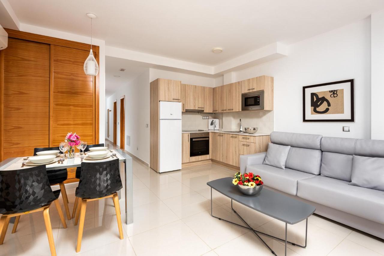 Apartamentos Las Palmeras Puerto De Mogan Bagian luar foto