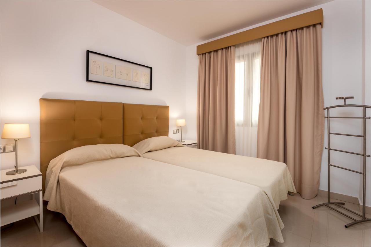 Apartamentos Las Palmeras Puerto De Mogan Bagian luar foto