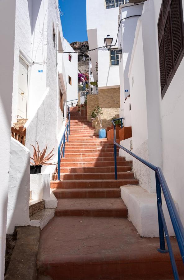 Apartamentos Las Palmeras Puerto De Mogan Bagian luar foto